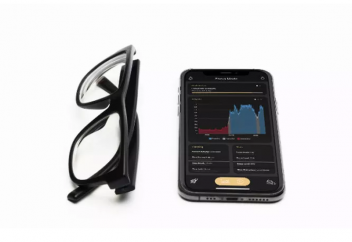 Умные очки помогут отучиться «просто так» сидеть в телефоне. Созданы очки, «наказывающие» пользователя за отвлечение от книги или учебы