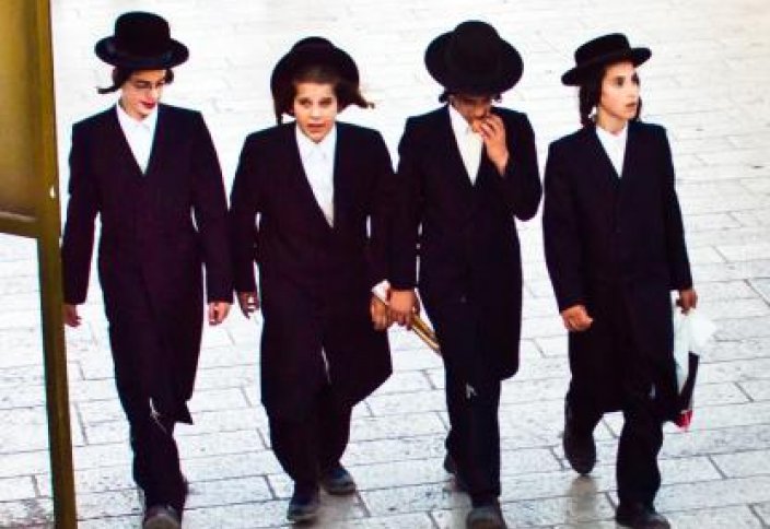 Разное: Бюро статистики Израиля: число учащихся-ортодоксов возрастет. Рождаемость в Таджикистане возьмут под контроль