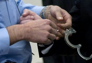 Жаңа заң бойынша полиция кімдерді 48 сағаттан артық ұстай алады?