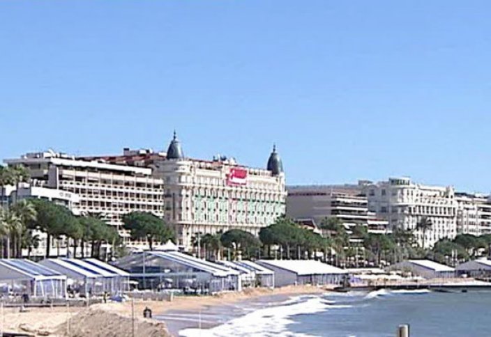 Король Саудовской Аравии изгнан французской общественностью с Ривьеры