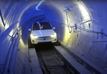 Срезал путь.Илон Маск нашел способ избавить мир от пробок. Почему его идею критикуют?