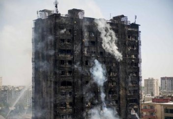 Өрттен қаза тапқандар үшін арнайы Құран оқылады (ФОТО)