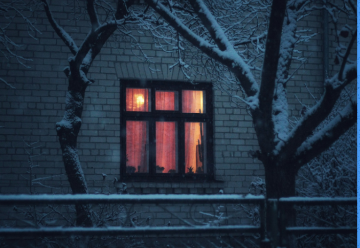 Жители островов в Великобритании спасаются от нехватки солнечного света при помощи «световых коробов»