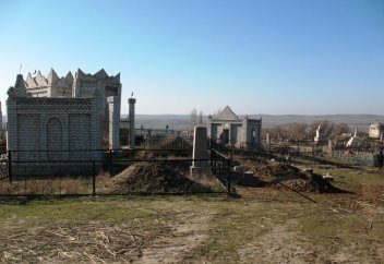 Можно ли совершать жертвоприношение на могилах, на кладбище?