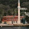 Турецкие волонтеры возродили трехсотлетнюю деревянную мечеть на берегу Босфора