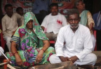 Үнді радикалдары мұсылмандарын өз діндеріне кіргізетінін мәлімдеді