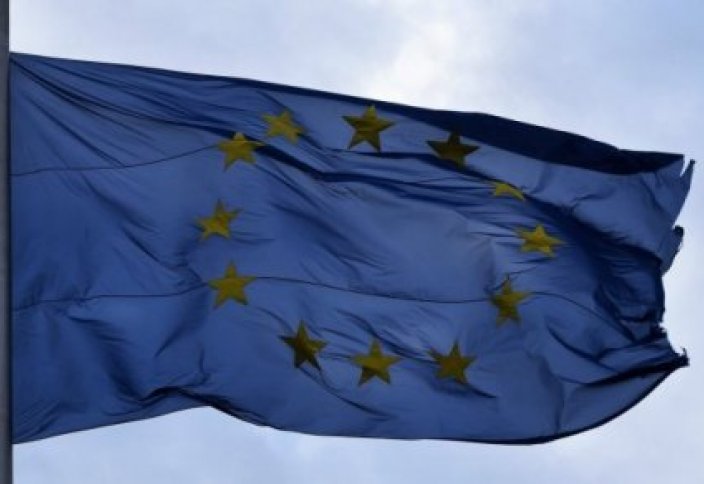 ЕС упростит выдачу виз для коротких поездок
