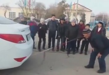 Қарт болса да мәрт екен