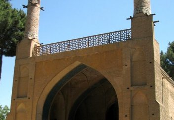 Қозғалып тұратын қос мұнара (ФОТО)