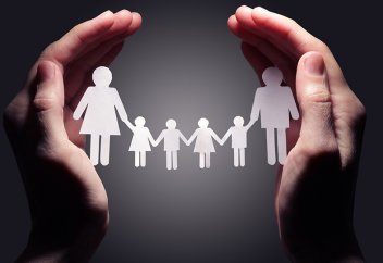 Как многодетным матерям оформить пособие через SMS