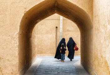 Иранские богословы решили оседлать искусственный интеллект