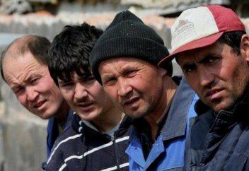 В Казахстане более 300 тысяч нелегальных трудовых мигрантов