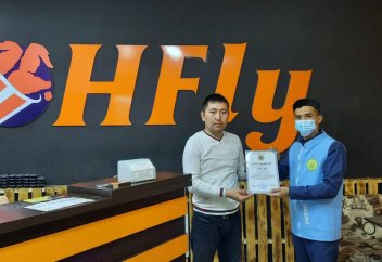Маңғыстауда "HFLY" фаст-фуд өнімдері, Қарағандыда "Данияр ет" дүкені сертификатталды