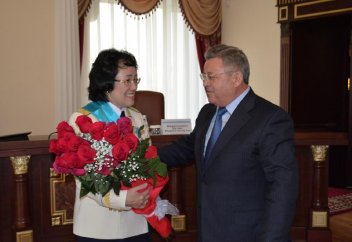 Еліміздегі тұңғыш әйел-генерал Ақмола облысының құрметті азаматы атанды