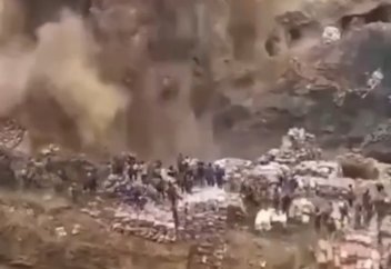 В Конго из-за оползня на руднике погибли более 30 человек