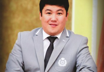 Тұрсынбек Қабатов: "Жақсы сөз - жарым ырыс"