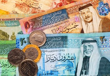 О чем нам расскажут изображения на валюте Иордании?