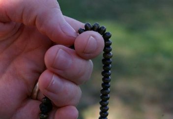 Дәретсіз тәспих тартып, зікір айтуға бола ма?