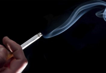 Экономический ущерб от курения составит $112 трлн к 2100 году. Как урбанизация влияет на курение