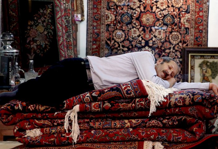 Нобелевскую премию по экономике дали за умение торговаться. Почему это так важно?