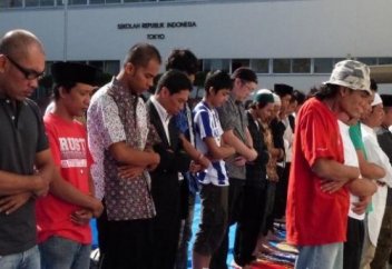 100-ге жуық жапондық мұсылман болды