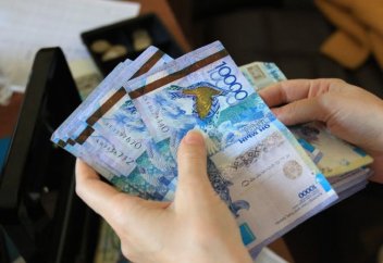 Надо ли платить земельный налог юрлицам, имеющим на балансе квартиры и парковочные места