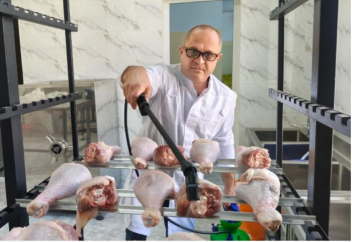 Ғалымдар салқындатылған құс етінің сақтау мерзімін 3 есеге дейін ұзартатын технология әзірледі