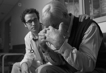 Население должно перестать бояться рака – главный онколог РК