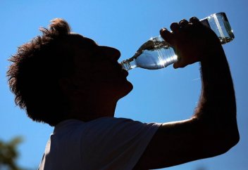 Чем опасно обезвоживание в жару