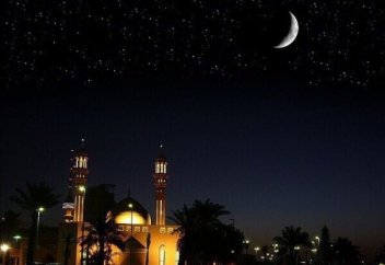 Мешiт iшiнде