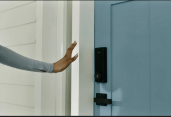 Алақан табымен (тамырымен) ашылатын есік құлпы (видео)