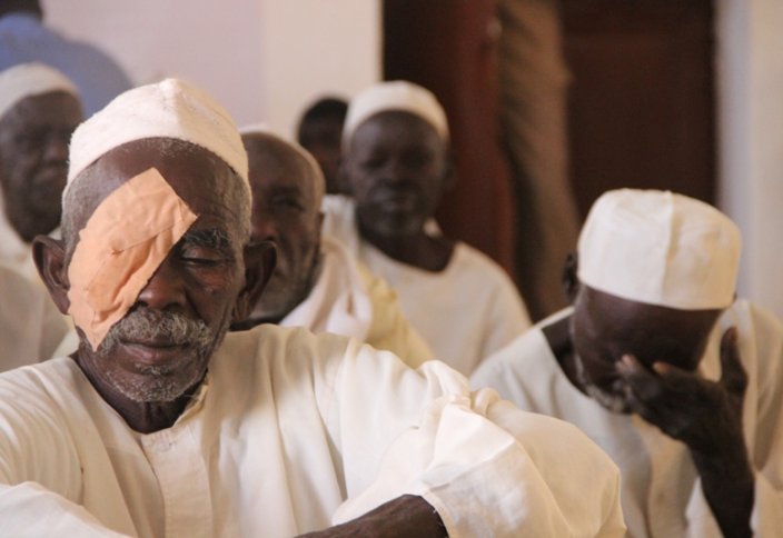Исламский банк спасет зрение тысячам африканцев