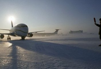 Ұшаққа найзағай түсті