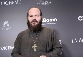 Иерей Островский пояснил, почему русские женщины выходят замуж за мусульман