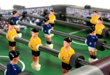 Талибы запретят в Афганистане настольный футбол из-за схожести фигурок с идолами