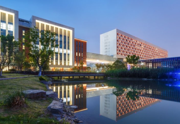 Потеря Америки, приобретение Китая: ведущие китайские университеты принимают аспирантов-беженцев из США