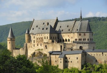 Почему миллиардеры прячут огромные состояния в крошечном Люксембурге