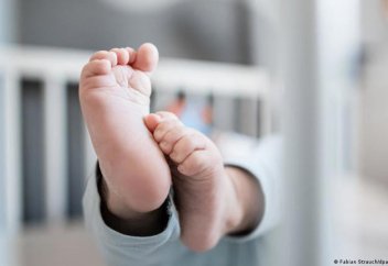Рождаемость в Германии достигла самого низкого за всю историю показателей в 2025 году