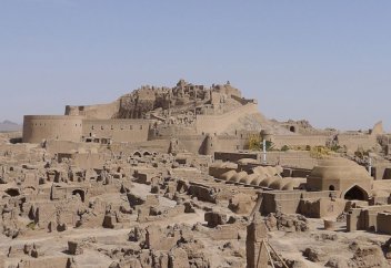 7 архитектурных чудес, созданных мусульманами из простой глины