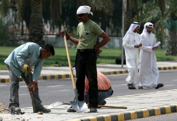 Араб елі 800 мыңдай үндіні еліне қайтаратын болды