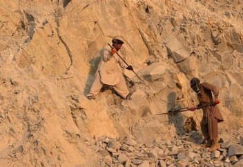 Ауғанның есепсіз байлығы тәліптер тұсында кімнің қанжығасында кетуі мүмкін