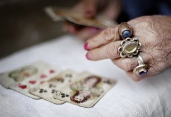 Халық балгерлерге бір жылда 280 млн теңге берген