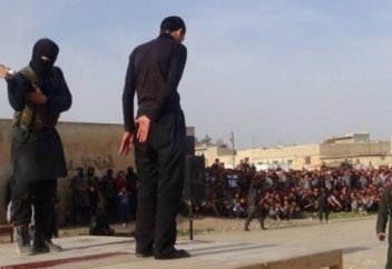 Бей своих, чтобы чужие боялись… или новые казни ИГИЛ