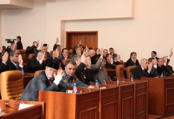 Парламент Чечни проголосовал за запрет упоминания в СМИ религиозной и национальной принадлежности террористов