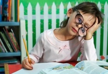 В Казахстане предлагают законодательно разрешить детям не ходить в школу