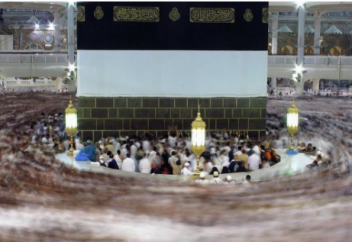 Каждый год они прибывают в хадж, но никто их не видит...