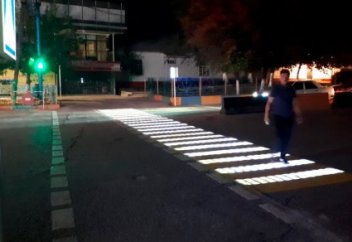 Первый "умный" пешеходный переход заработал в Казахстане