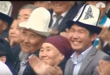 Қазақ-қырғыз айтысы: Балғынбек пен Эльмирбек - 2014 жыл