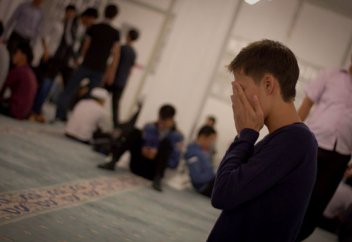 Мешітте жамағаттың қайталануы мәкрүһ па?