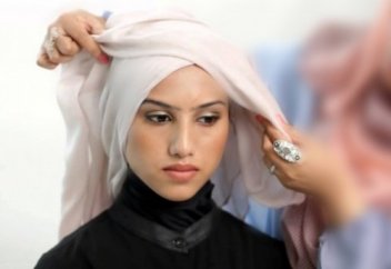 Не могу носить платок из-за работы. Как мне быть?